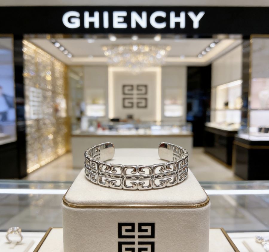 1:1 Replica Givenchy Jewelry New Arrival GIVENCHY — Premium Replica
