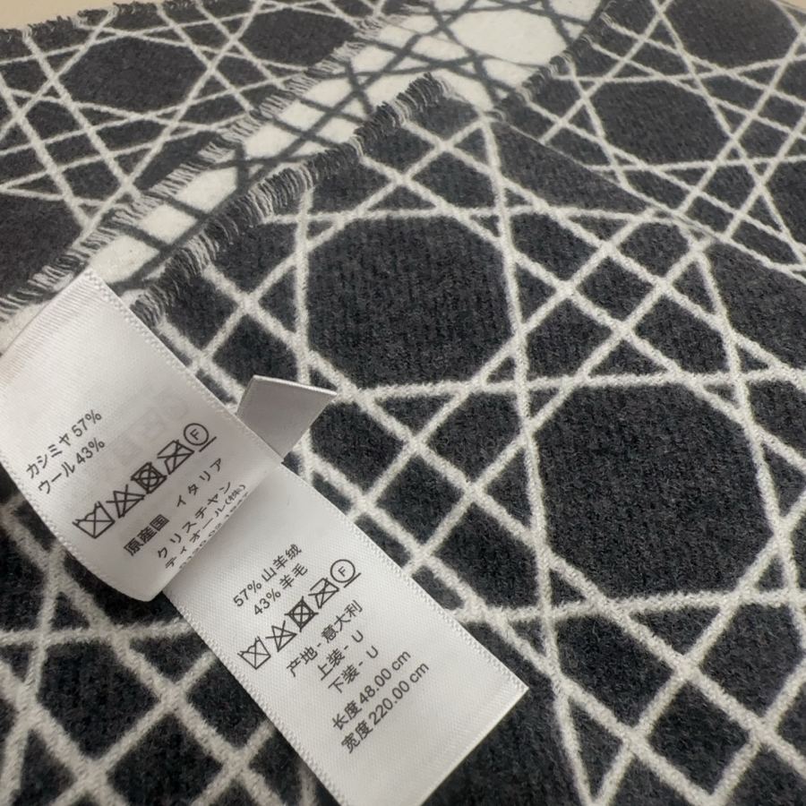 1:1 Replica Dior scarf 𝐃𝐢𝐨𝐫 Cannage pattern scarf — 1:1 Replica — photo 7