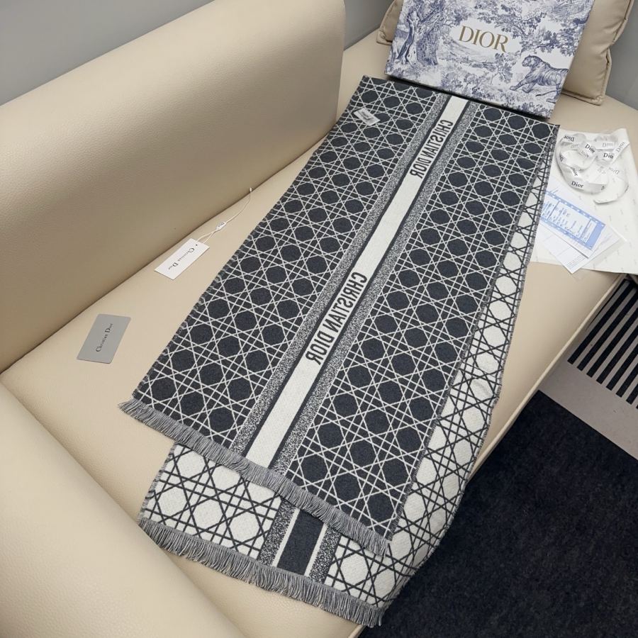 1:1 Replica Dior scarf 𝐃𝐢𝐨𝐫 Cannage pattern scarf — 1:1 Replica — photo 6