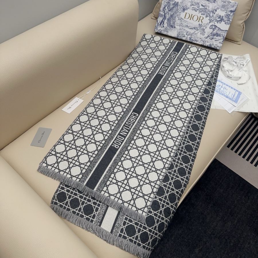 1:1 Replica Dior scarf 𝐃𝐢𝐨𝐫 Cannage pattern scarf — 1:1 Replica — photo 5