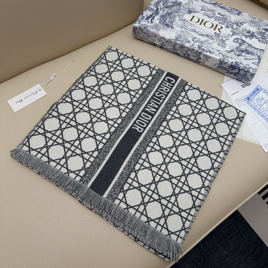 1:1 Replica Dior scarf 𝐃𝐢𝐨𝐫 Cannage pattern scarf — 1:1 Replica — photo 2