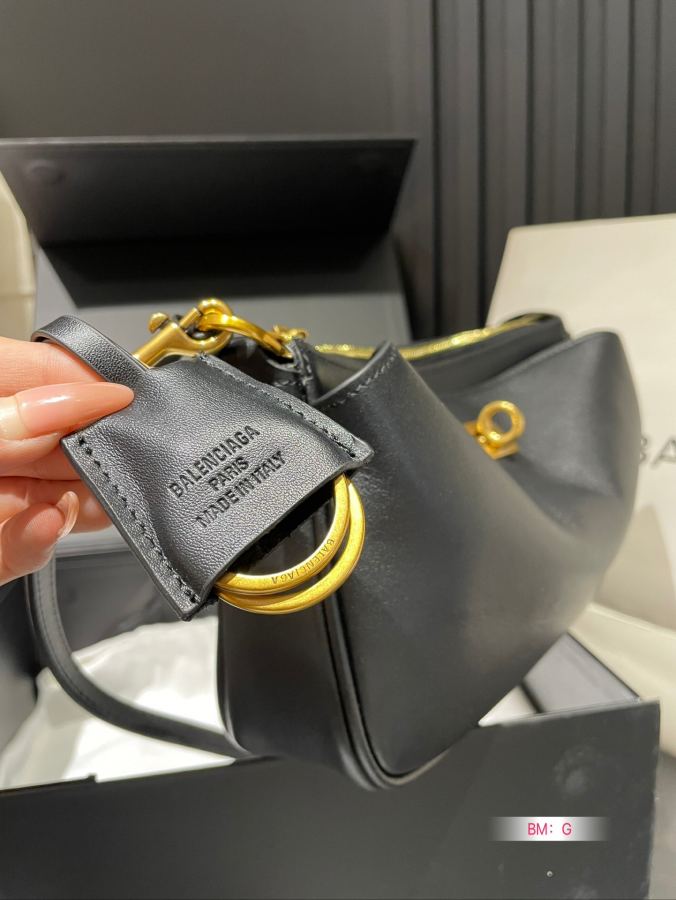 1:1 Replica Balenciaga bag balenciaga Rodeo — AAA Quality Replica — photo 3
