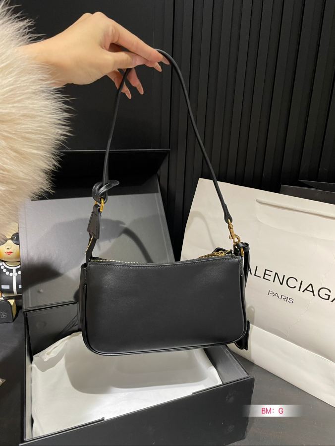 1:1 Replica Balenciaga bag balenciaga Rodeo — AAA Quality Replica — photo 8