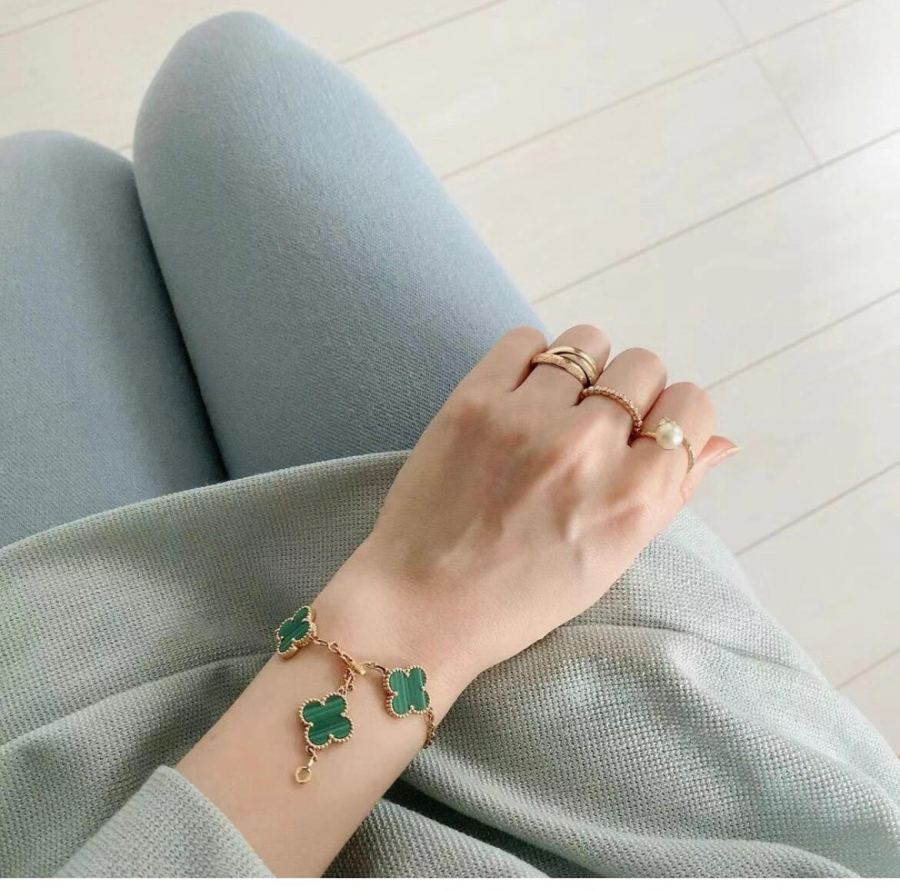 1:1 Replica Van Cleef & Arpels Jewelry — Premium Replica — photo 5