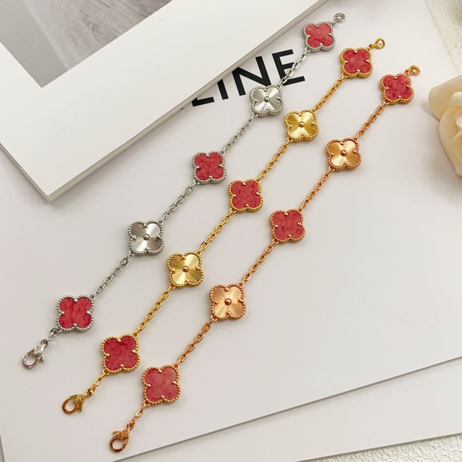 1:1 Replica Van Cleef & Arpels Jewelry VS035 [Pink laser five-flower bracelet] — 1:1 Replica