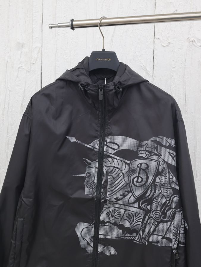1:1 Replica Burberry men — AAA Quality Replica — photo 3