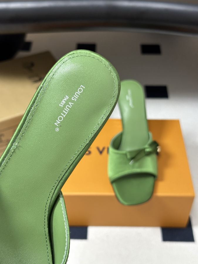 1:1 Replica LV women's shoes Ss New Louis vuiteeon Louis Vuitton LV Cube — AAA Quality Replica — photo 7