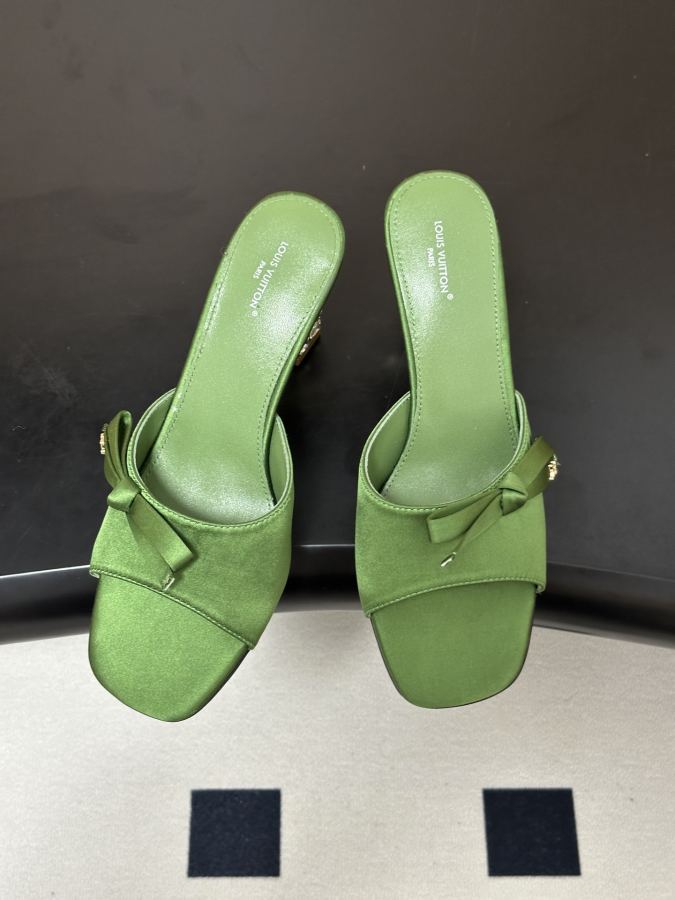 1:1 Replica LV women's shoes Ss New Louis vuiteeon Louis Vuitton LV Cube — AAA Quality Replica — photo 2