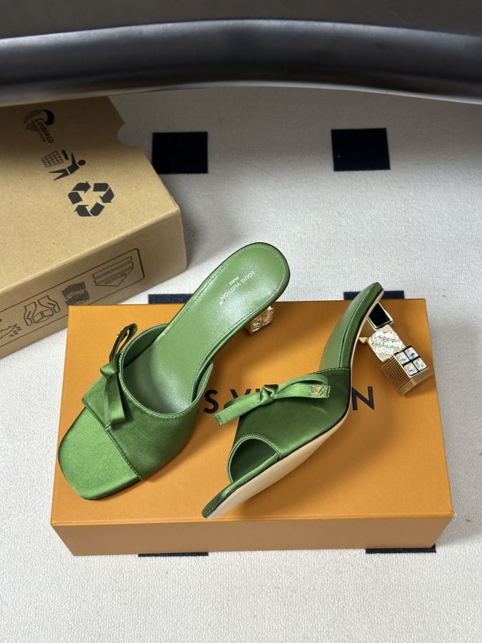 1:1 Replica LV women's shoes Ss New Louis vuiteeon Louis Vuitton LV Cube — AAA Quality Replica — photo 4