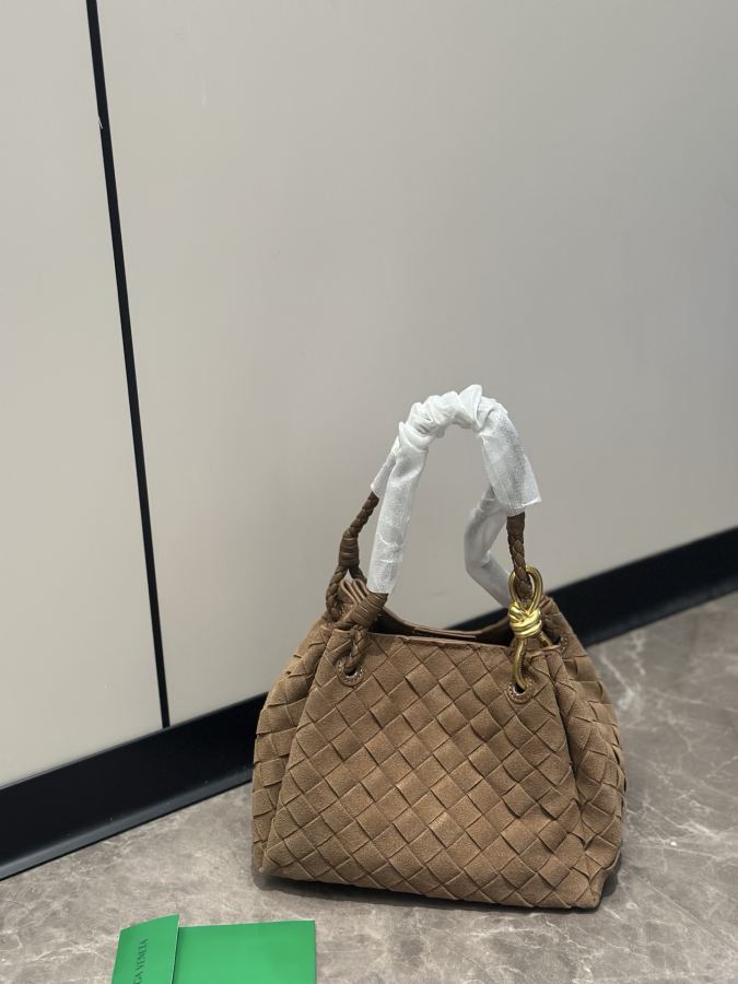 1:1 Replica Bottega Veneta bag 𝗕𝗼𝘁𝘁𝗲𝗴𝗮 𝗩𝗲𝗻𝗲𝘁𝗮 — Premium Replica — photo 2