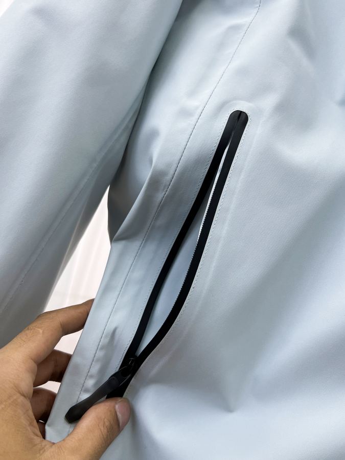 1:1 Replica ARC'TERYX men 90 ARCTERYX — AAA Quality Replica — photo 10