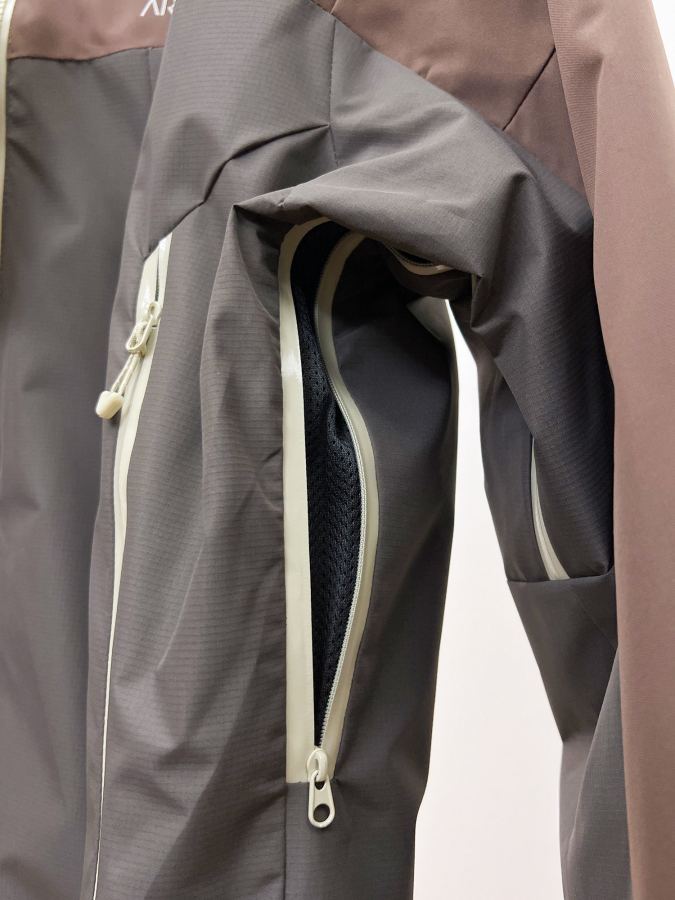 1:1 Replica ARC'TERYX men 90 ARCTERYX — AAA Quality Replica — photo 12