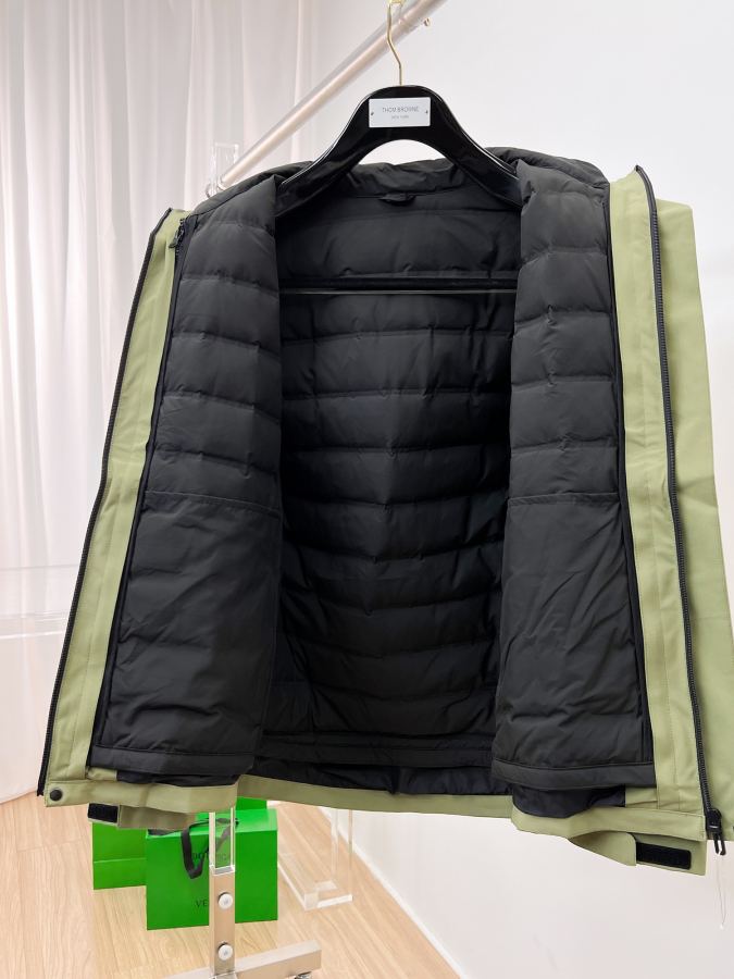 1:1 Replica ARC'TERYX men 90 ARCTERYX — AAA Quality Replica — photo 12
