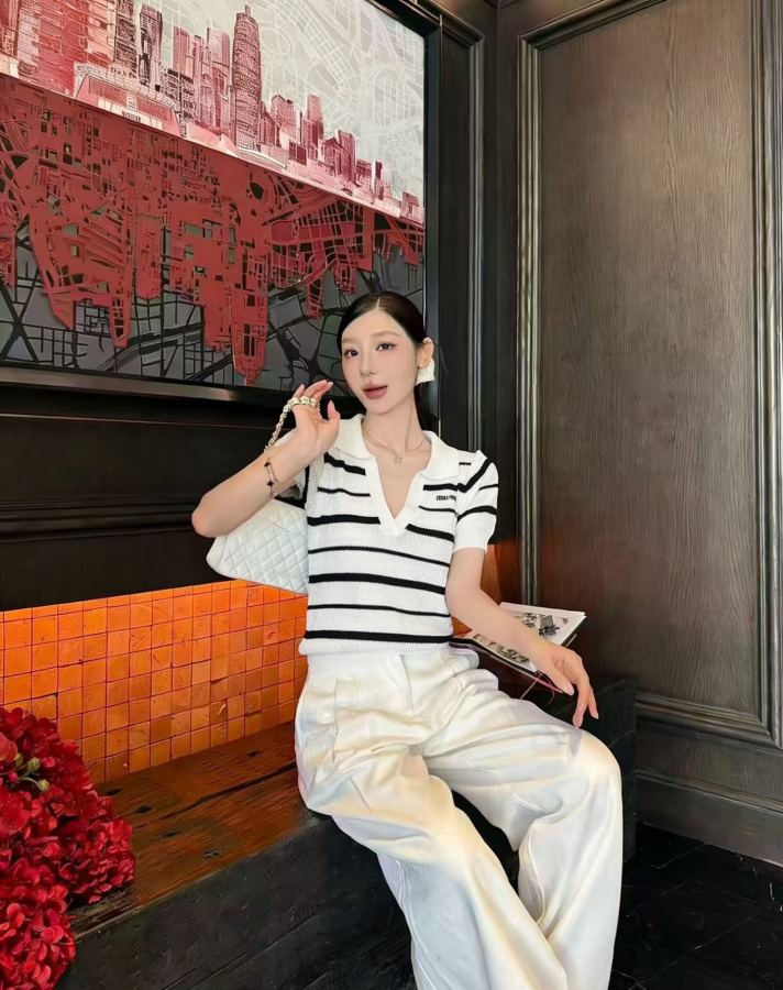 1:1 Replica Miumiu Women Mium* — Premium Replica — photo 2