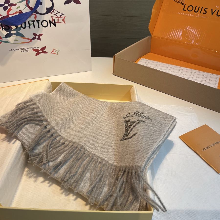1:1 Replica LV scarf ▪ Lv Men's — Premium Replica — photo 3