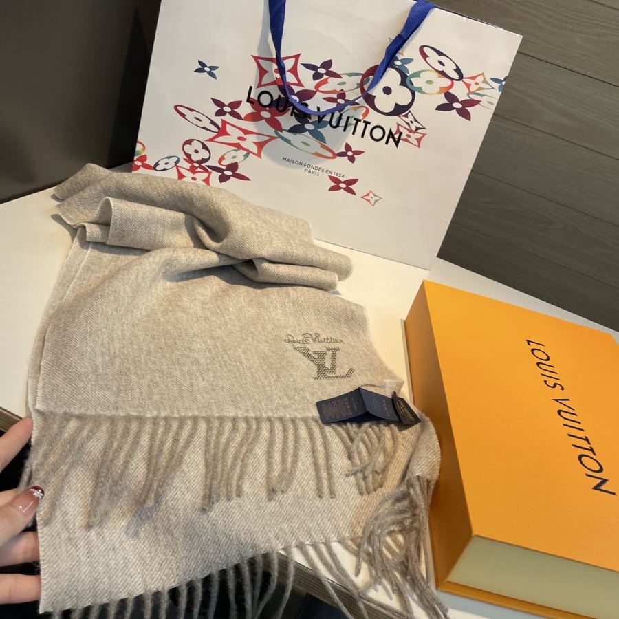 1:1 Replica LV scarf ▪ Lv Men's — Premium Replica — photo 8