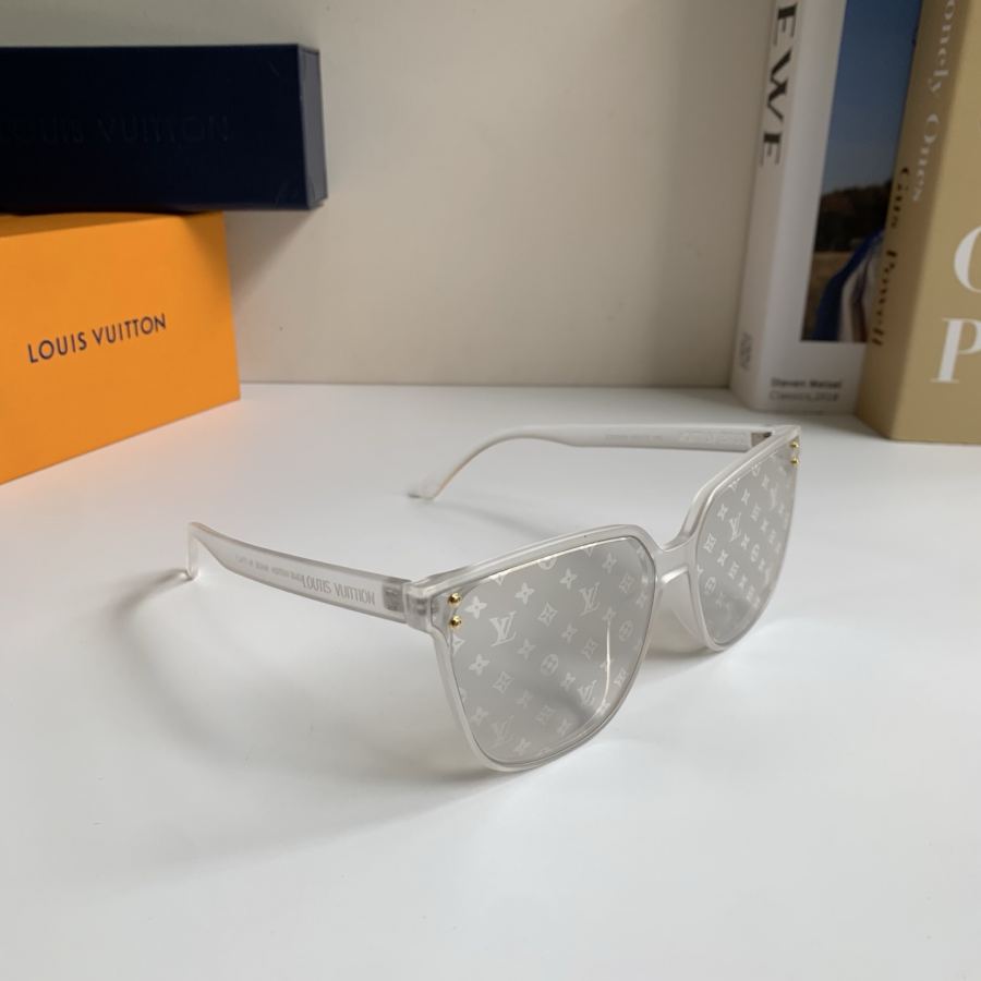1:1 Replica LV glasses LV Louis Vuitton — AAA Quality Replica