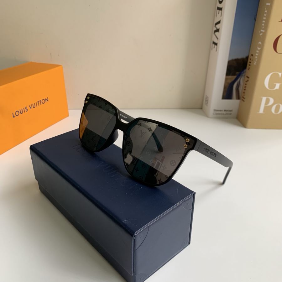 1:1 Replica LV glasses LV Louis Vuitton — AAA Quality Replica — photo 4