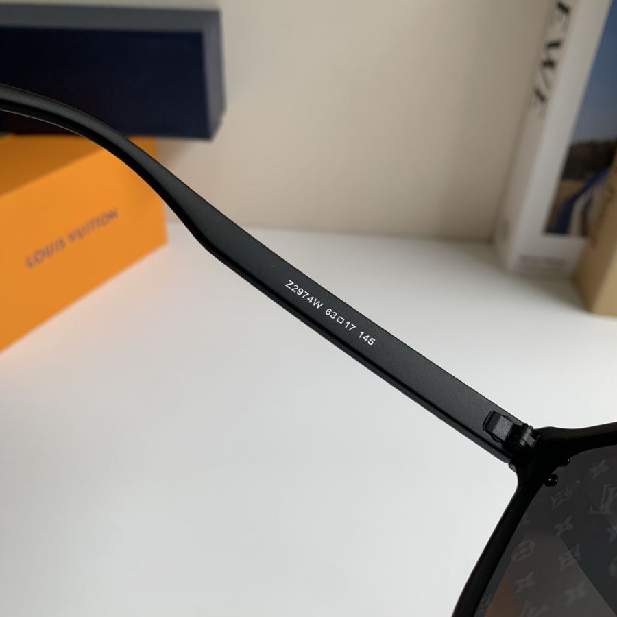 1:1 Replica LV glasses LV Louis Vuitton — AAA Quality Replica — photo 7