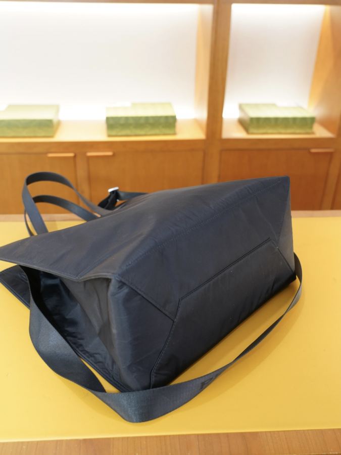 1:1 Replica PRADA bag PRADA 35x36x17 — AAA Quality Replica — photo 7
