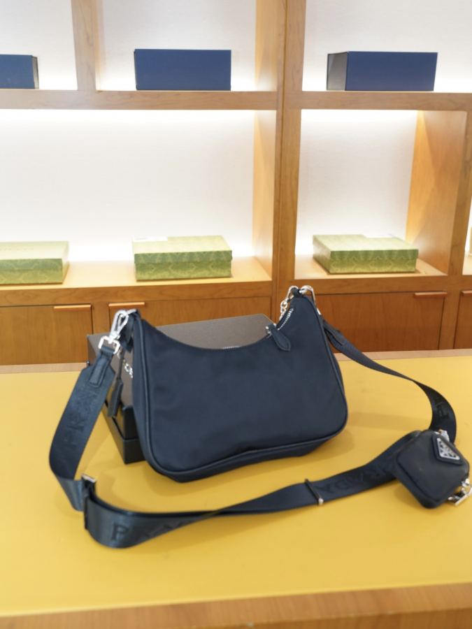 1:1 Replica PRADA bag PRADA 25x18x5 — AAA Quality Replica — photo 6