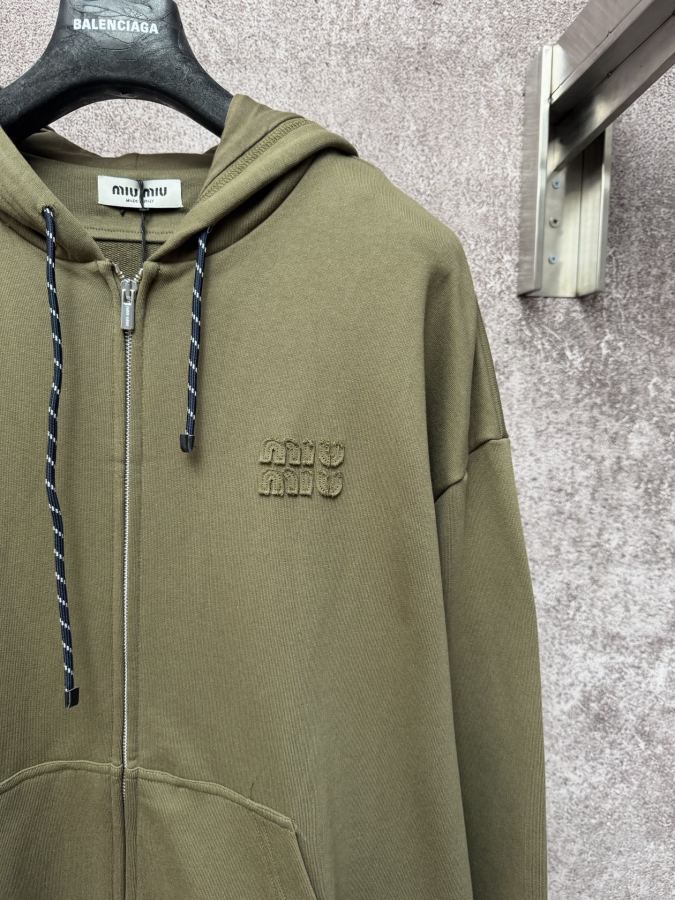 1:1 Replica MIUMIU men — Premium Replica — photo 4