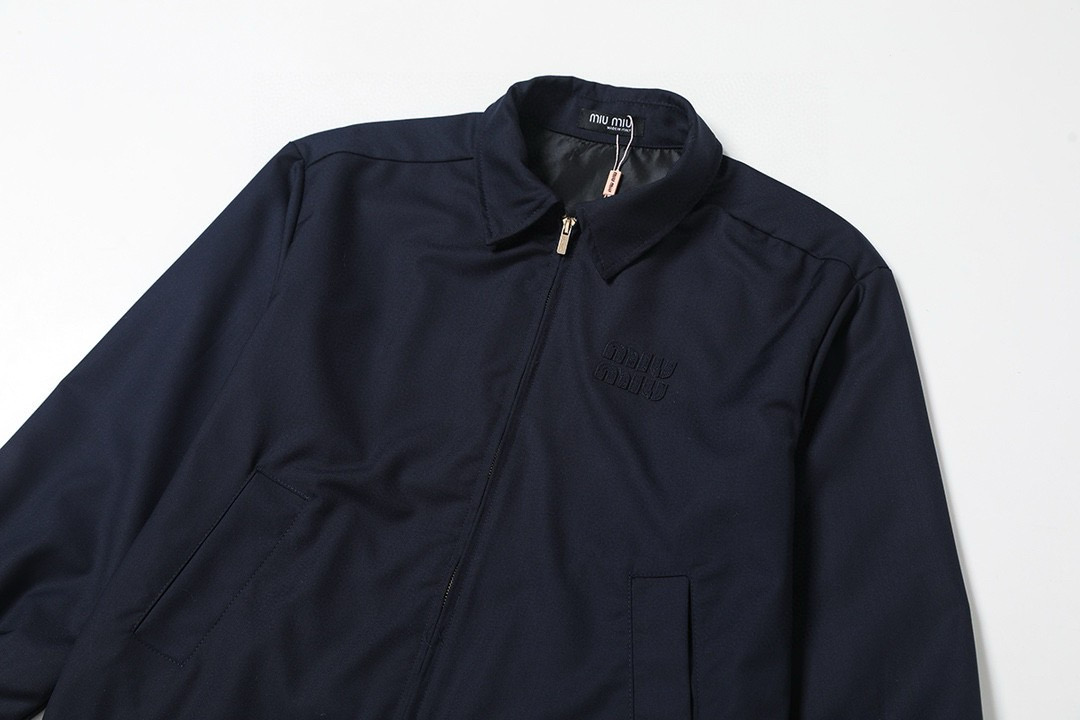 1:1 Replica MIUMIU men New batch — Premium Replica — photo 3