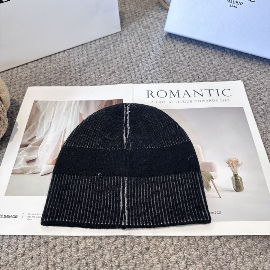 1:1 Replica Loewe hat LOEWE New — 1:1 Replica — photo 3