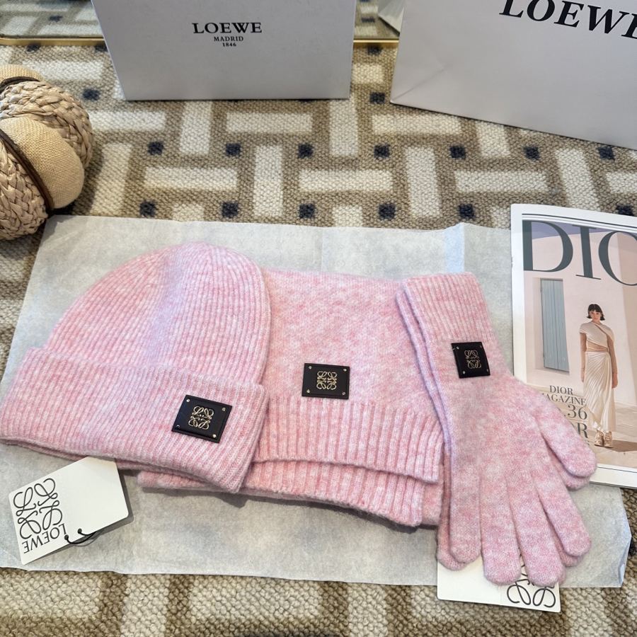 1:1 Replica Loewe hat LOEWE + + — 1:1 Replica — photo 2