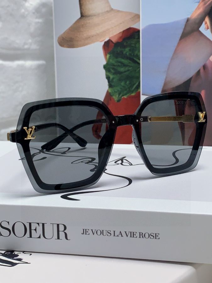 1:1 Replica LV glasses LV Louis Vuitton — AAA Quality Replica — photo 2