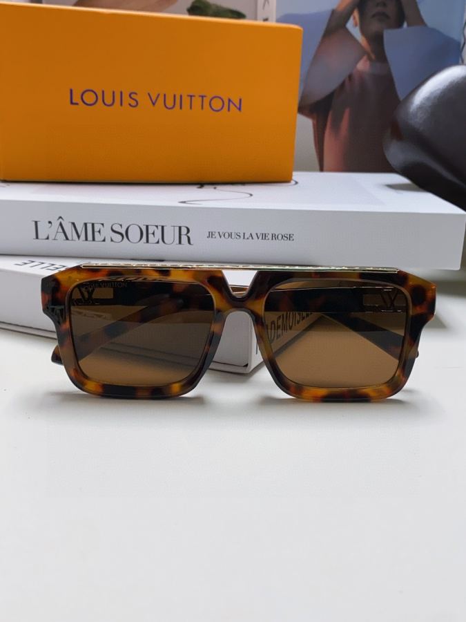 1:1 Replica LV glasses Lv Louis Vuitton — AAA Quality Replica — photo 7