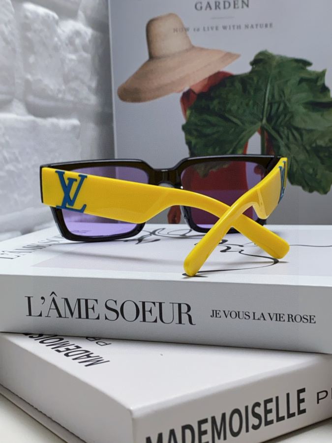 1:1 Replica LV glasses LV Louis Vuitton — AAA Quality Replica — photo 3
