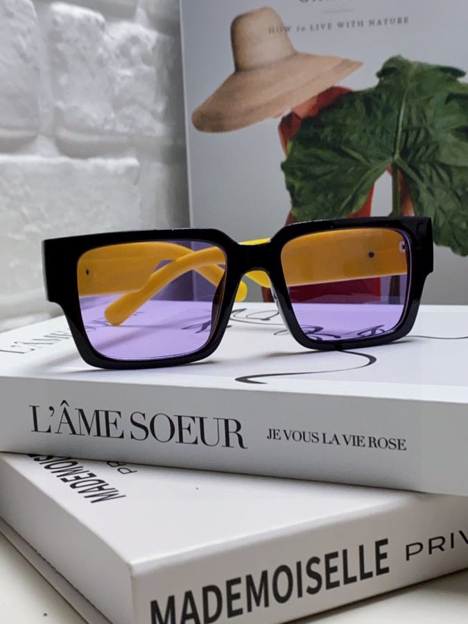 1:1 Replica LV glasses LV Louis Vuitton — AAA Quality Replica — photo 2