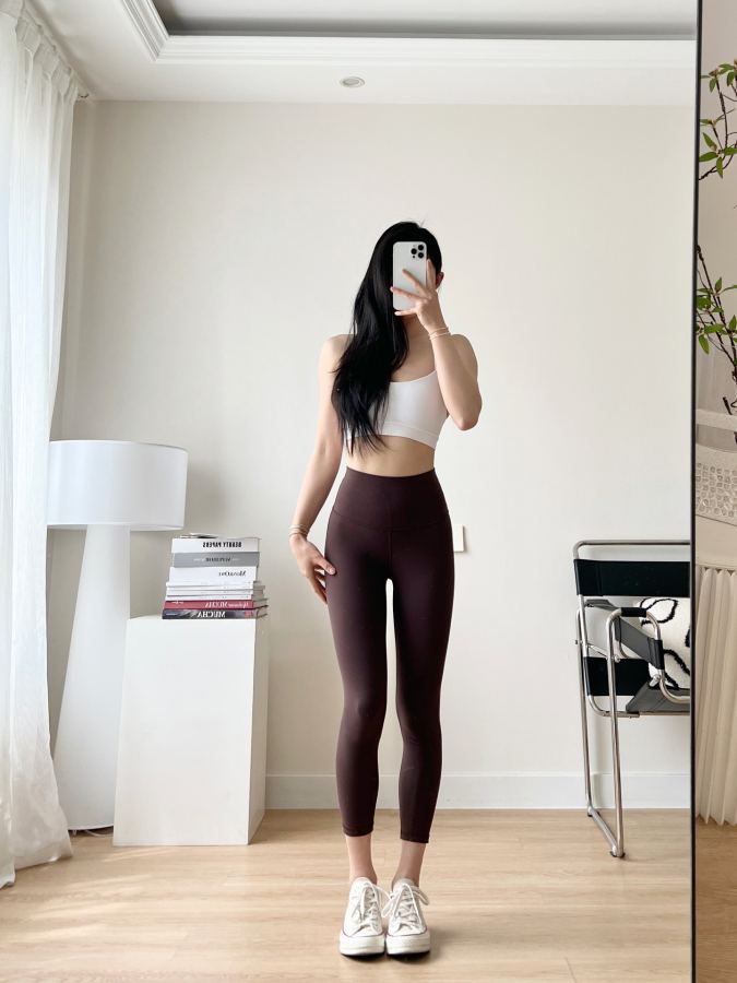 1:1 Replica Lulu Capri pants Lululemon Align — Premium Replica — photo 4
