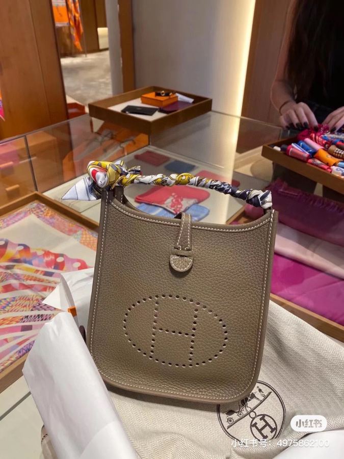 1:1 Replica Hermes Women Hermes mini — 1:1 Replica — photo 2