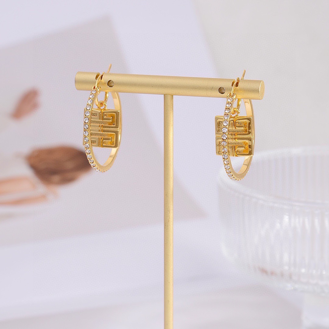 1:1 Replica Givenchy Jewelry Givenchy infinity — Premium Replica — photo 5