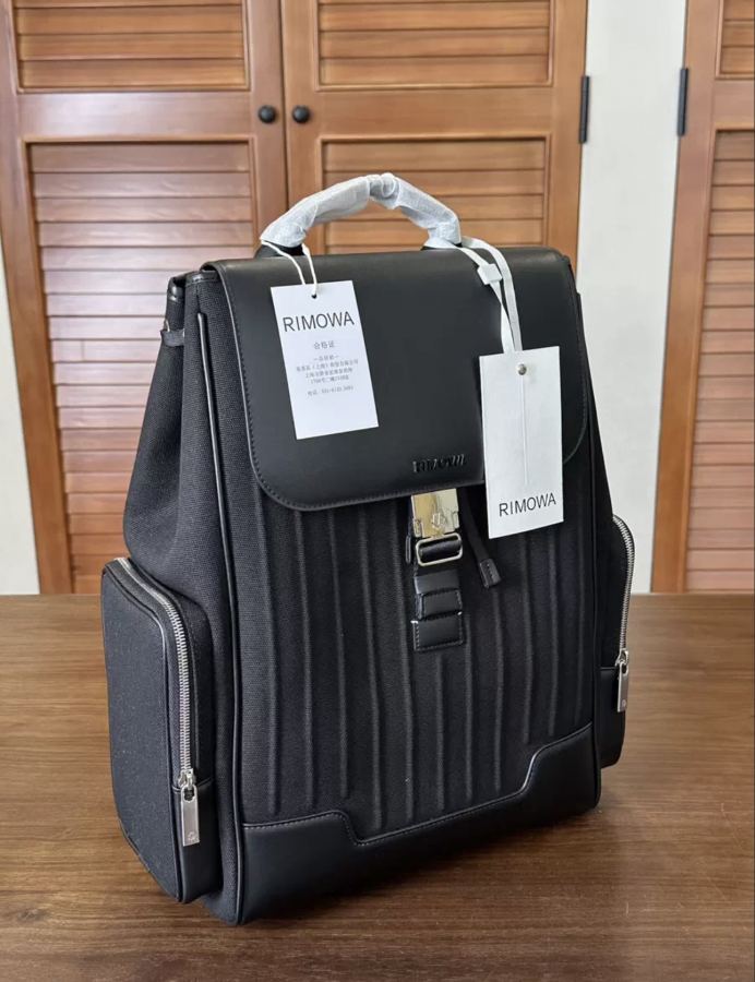 1:1 Replica knapsack Brand new — AAA Quality Replica — photo 2