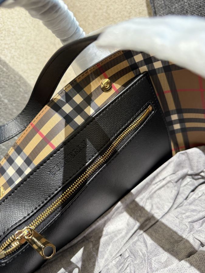 1:1 Replica Burberry bag Burberry — AAA Quality Replica — photo 2