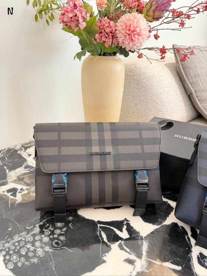 1:1 Replica Burberry bag Burberry — AAA Quality Replica — photo 3