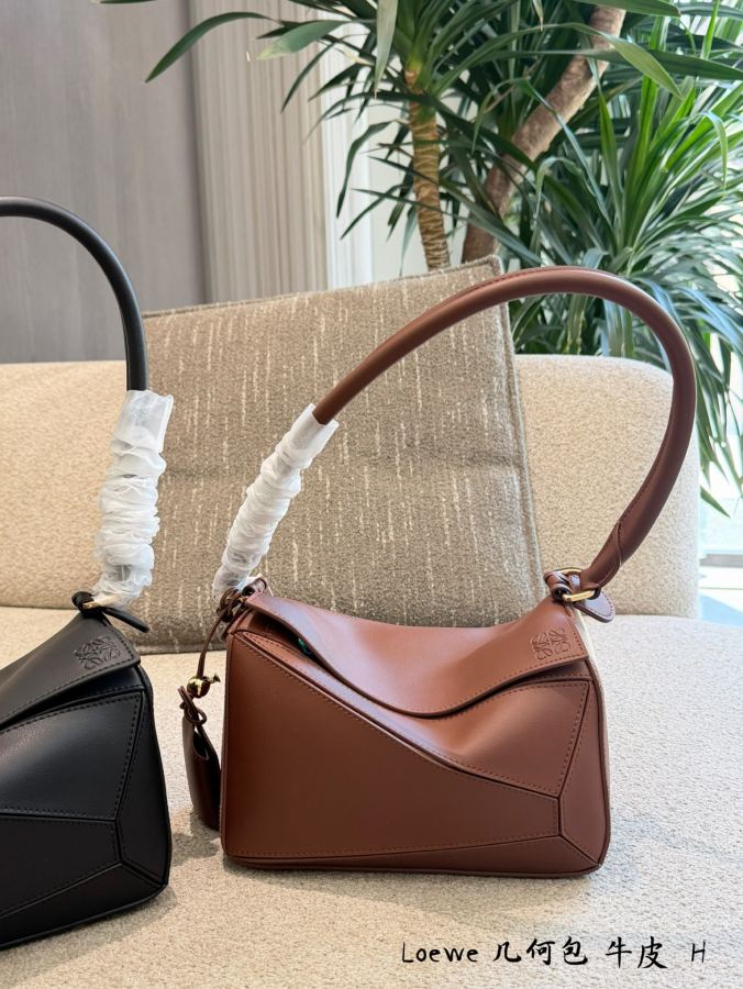 1:1 Replica LOEWE bag Loewe Puzzle ​​ — AAA Quality Replica — photo 3
