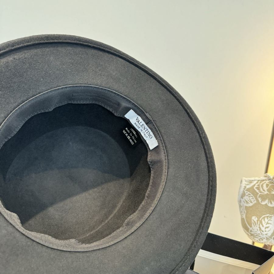 1:1 Replica Valentino hat Special batch ¥ — AAA Quality Replica — photo 8