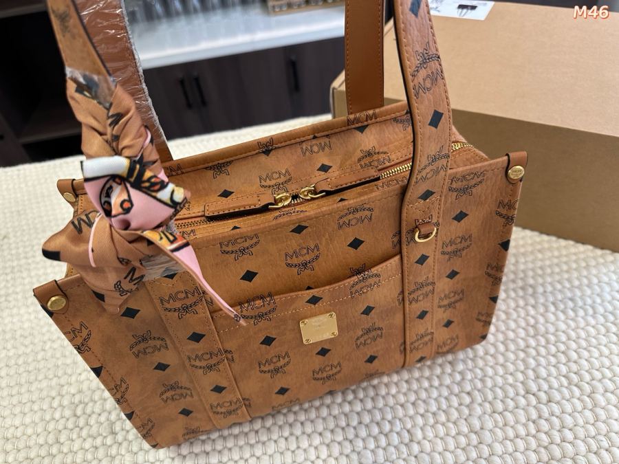 1:1 Replica MCM bag Airplane box — 1:1 Replica — photo 5