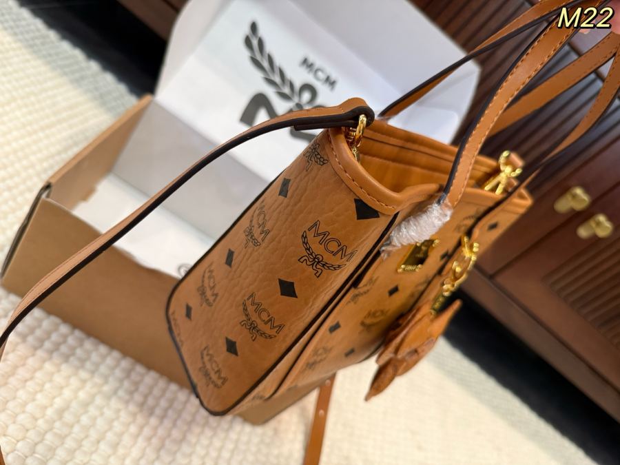 1:1 Replica MCM bag Airplane box — 1:1 Replica — photo 5