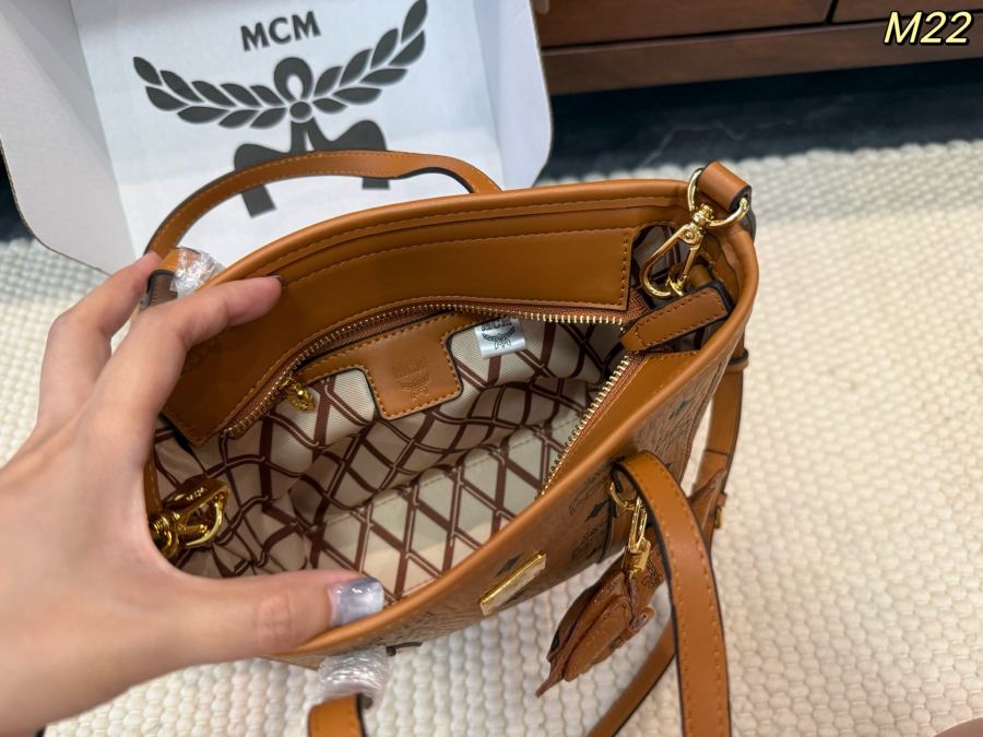 1:1 Replica MCM bag Airplane box — 1:1 Replica — photo 3