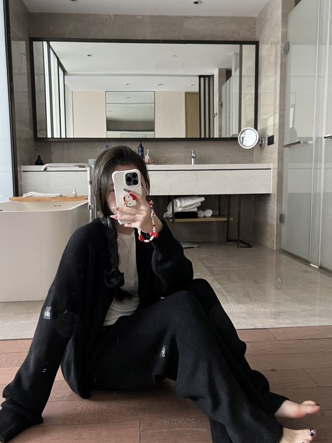1:1 Replica Alo Jacket 𝐍𝐞𝐰 𝐚𝐥𝐨cardigan — 1:1 Replica — photo 6