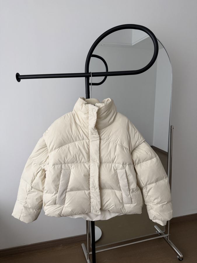 1:1 Replica Lulu Jacket Sleeves are removable — Premium Replica — photo 2