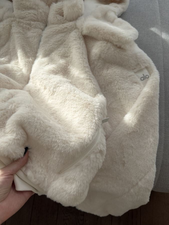 1:1 Replica Alo Jacket Extremely solid fur! — Premium Replica — photo 2