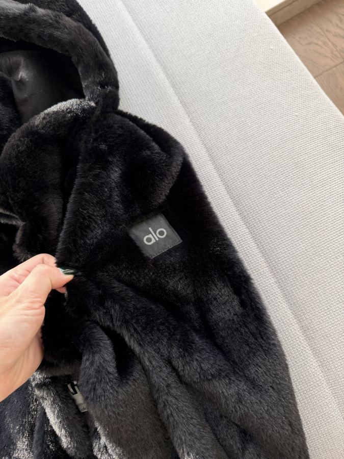 1:1 Replica Alo Jacket Extremely solid fur! — Premium Replica — photo 5