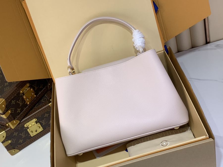 1:1 Replica LV bag Capucines M26319 — Premium Replica — photo 3