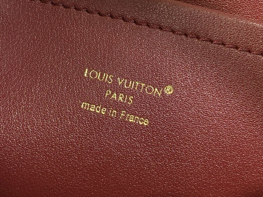 1:1 Replica LV bag Capucines M26319 — Premium Replica — photo 7